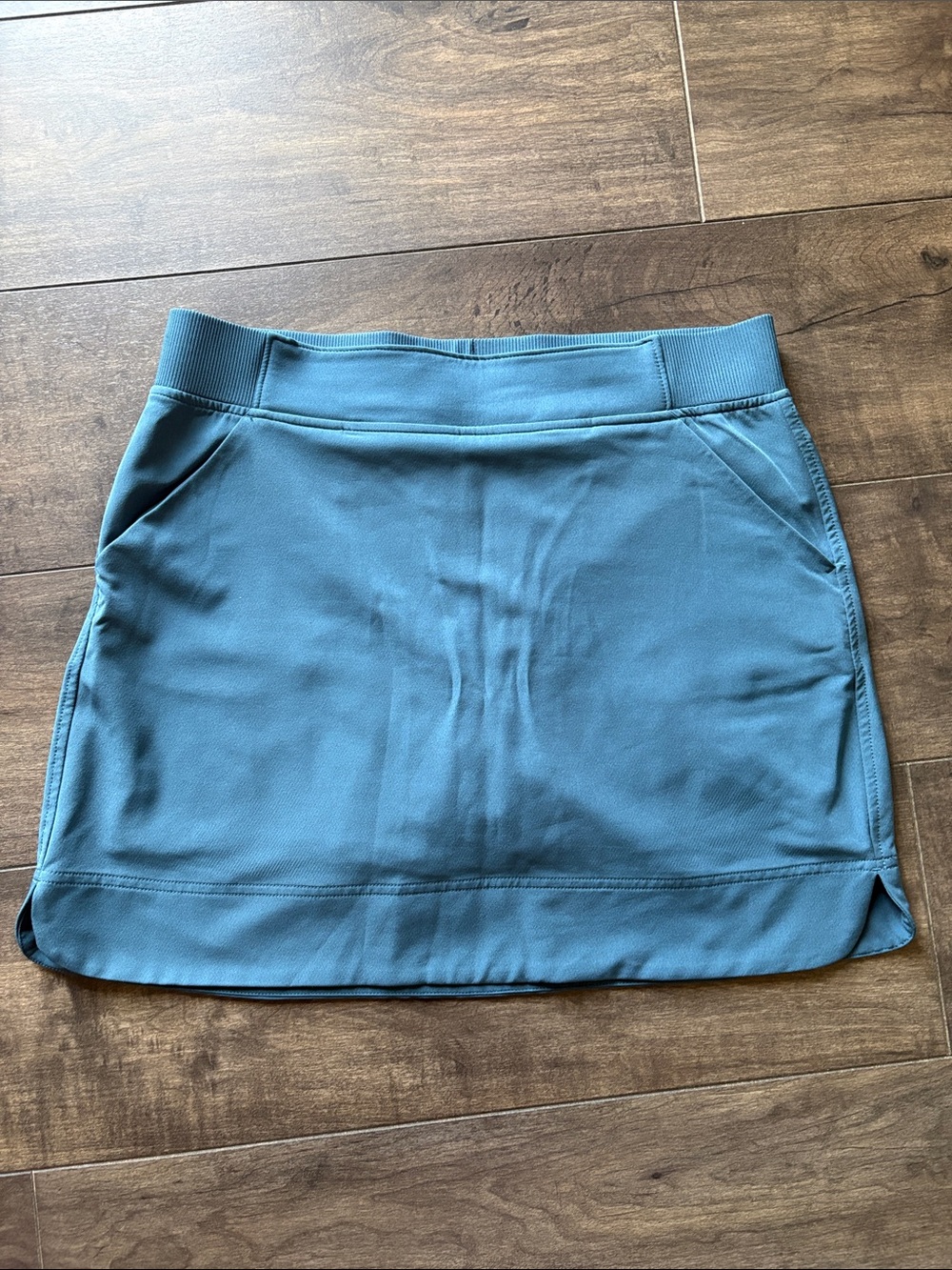 Women’s Activewear Skort in Dusty Blue
